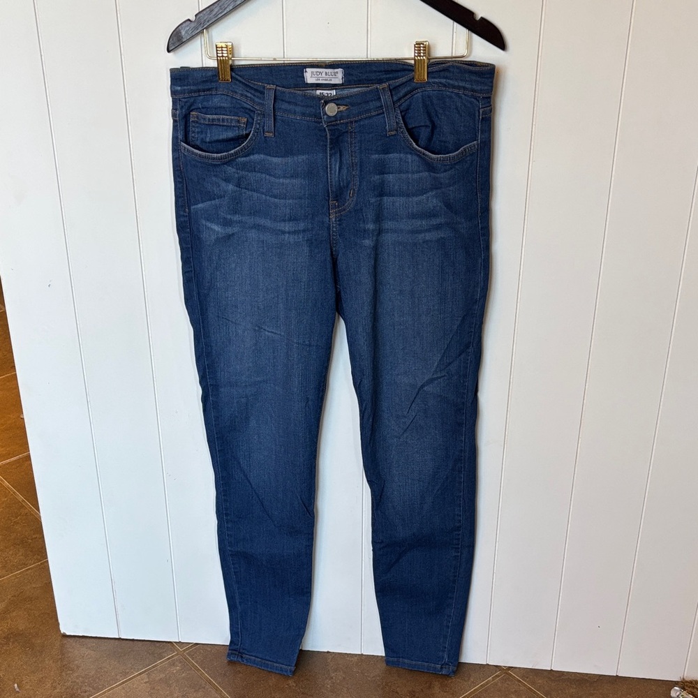 Judy Blue High Rise Jeans! 32